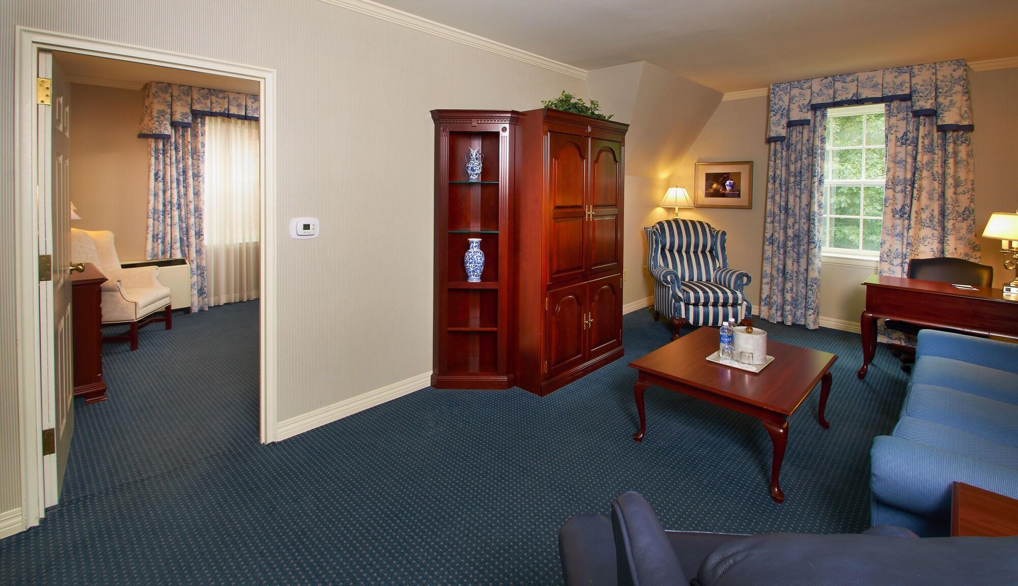 Nittany Lion Inn Стейт Колледж Экстерьер фото